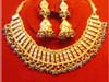 GOLDEN JEWELLERY SET