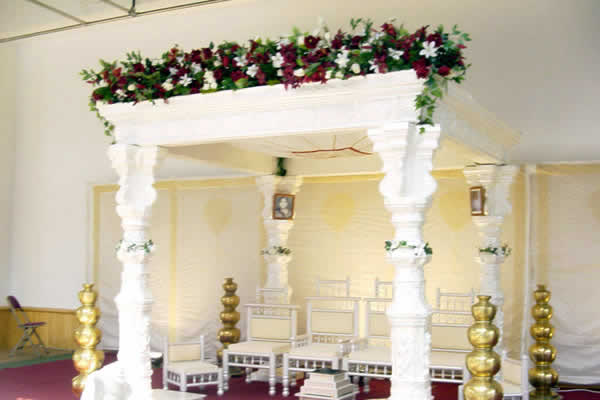 FIBRE MANDAP PILLARS