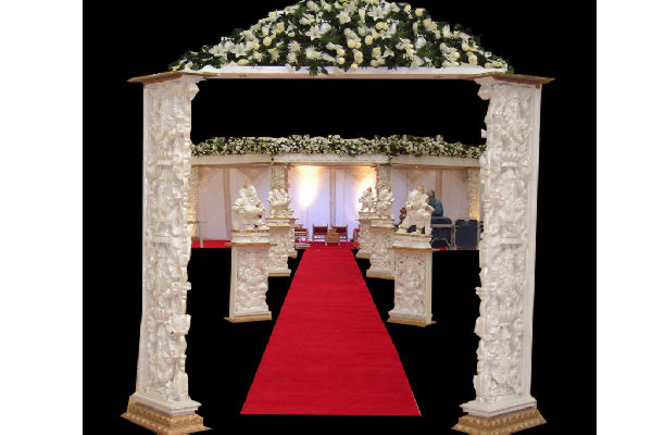 GANESHA MANDAP PILLERS