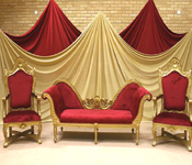 ANTIQUE WOODEN CARVED RECEPTION SOFA SET