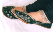 EMBROIDERED GREEN